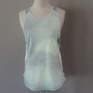Lululemon top